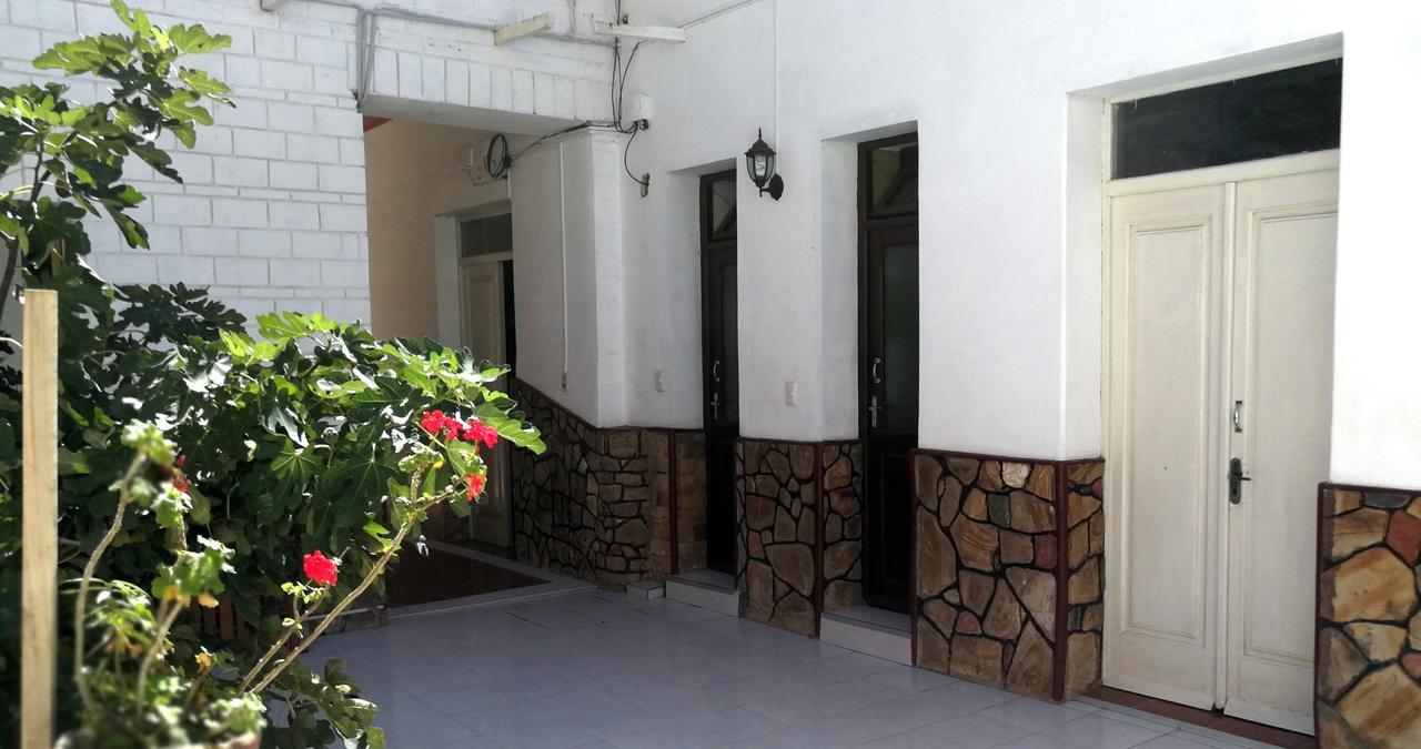 Tierra Nuestra Panzió Tarija Kültér fotó
